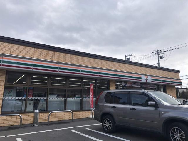 コンビニ　セブンイレブン（コンビニ）まで80m