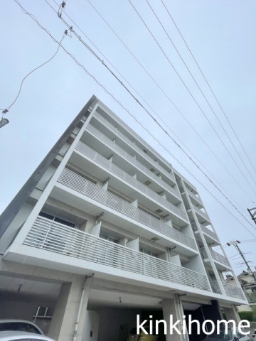 広島市西区三篠北町のマンションの建物外観