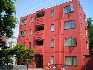 札幌市豊平区水車町のマンションの建物外観
