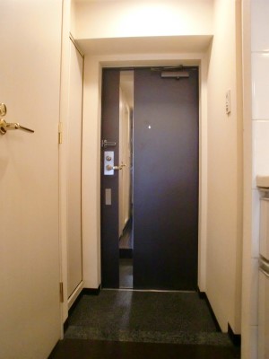 玄関　家電・家具が1式揃っております。