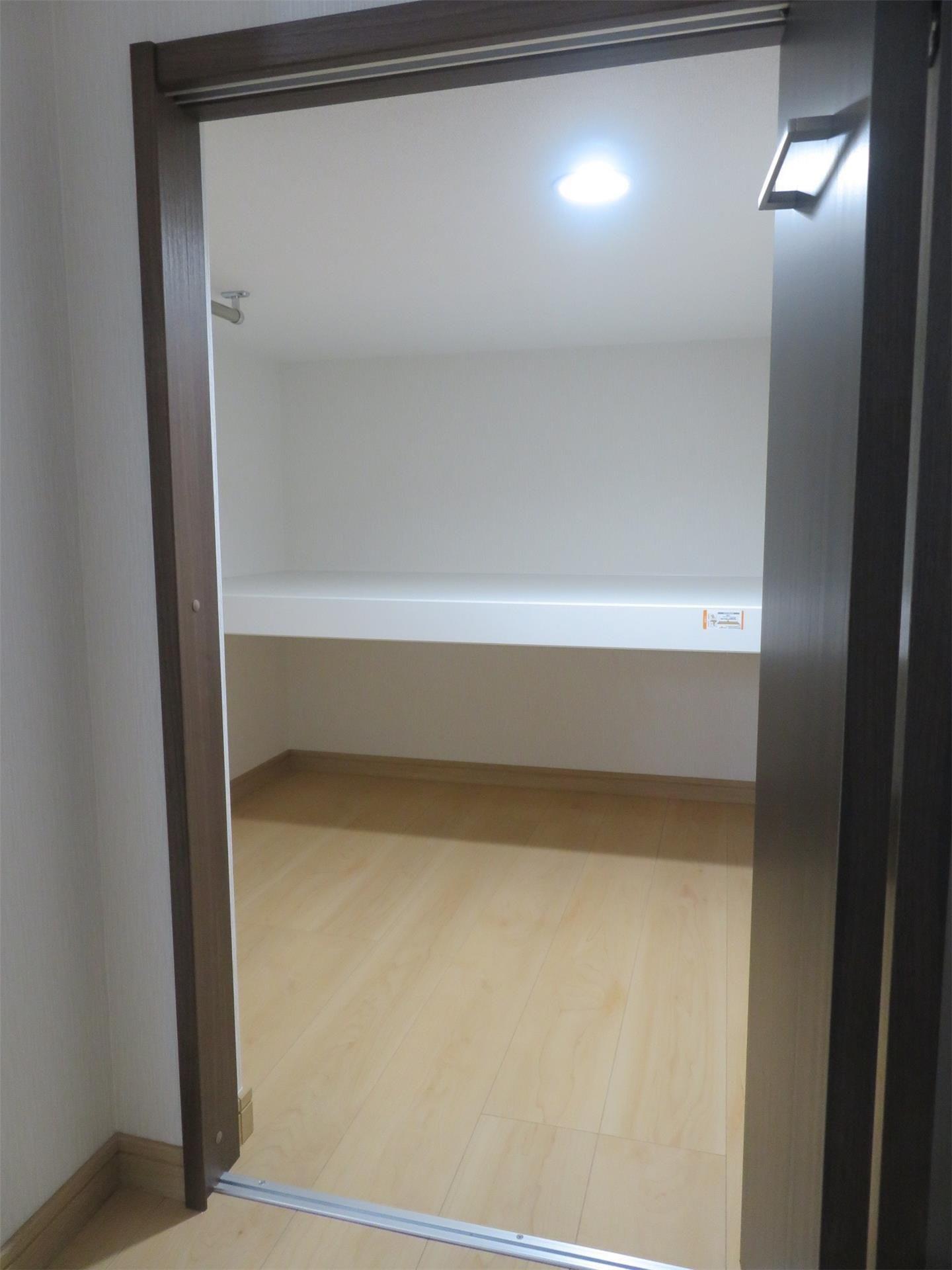 収納　ウォークインクローゼット