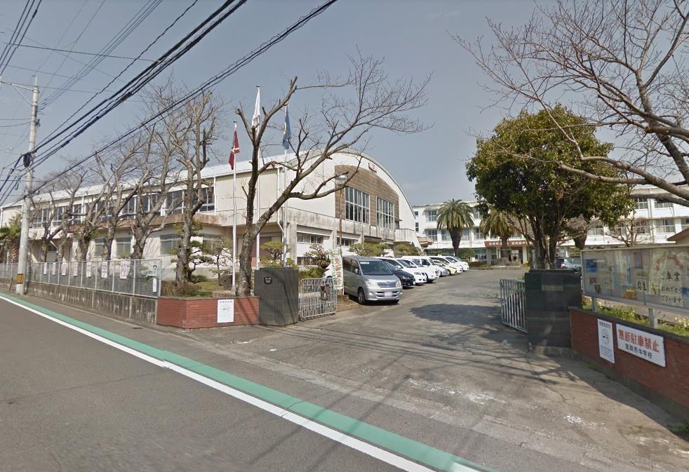 中学校　宮崎西中学校（中学校）まで1400m