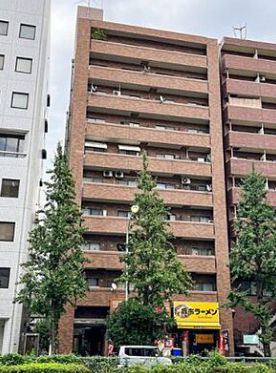 港区南麻布のマンションの建物外観