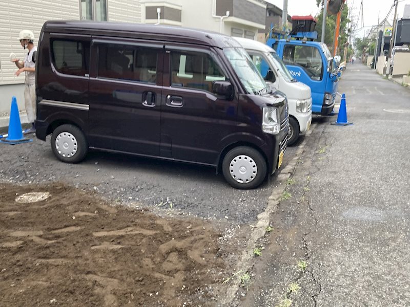 【藤沢市鵠沼松が岡のマンションの駐車場】