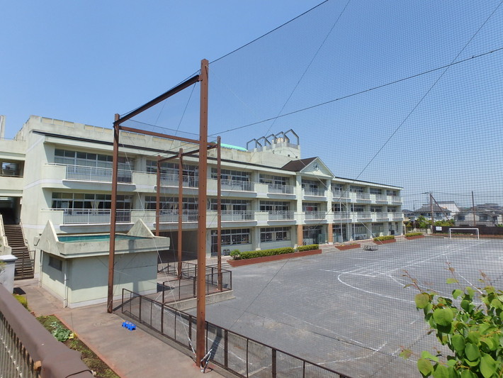 小学校　横浜市立茅ヶ崎台小学校（小学校）まで1198m