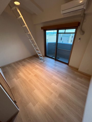 居室・リビング　使いやすい居間です