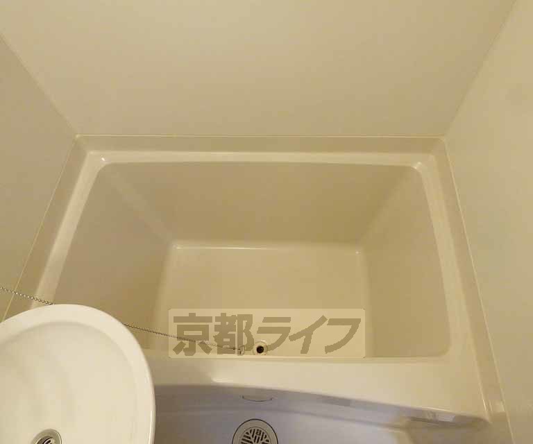 バス・シャワールーム　バスタブです。