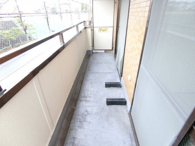 バルコニー　同物件別部屋