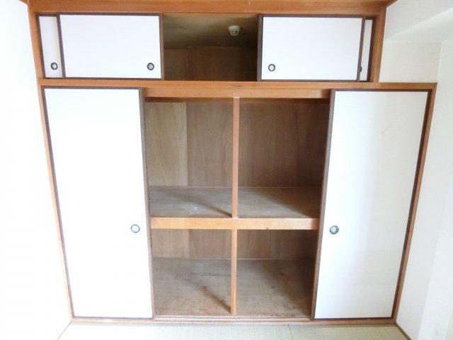 収納　同物件別部屋