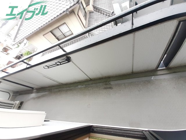 バルコニー　同タイプの部屋写真です。