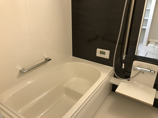 バス・シャワールーム　浴室