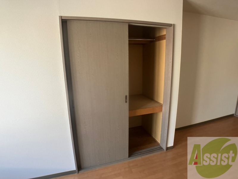 収納　こちらは収納です。物をしまう事ができますね！