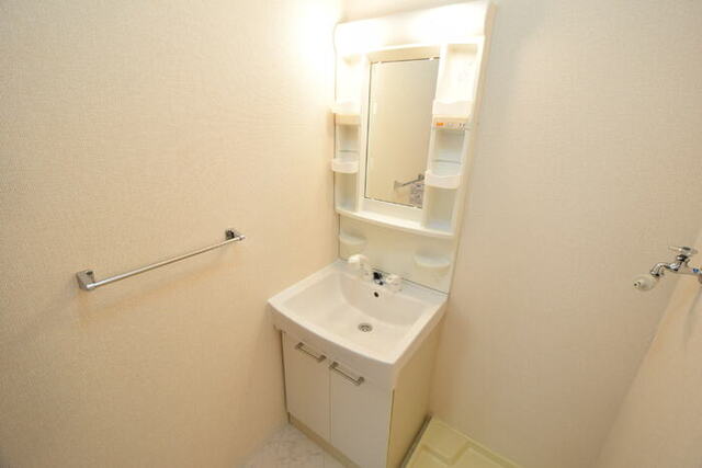 洗面設備　洗髪洗面化粧台