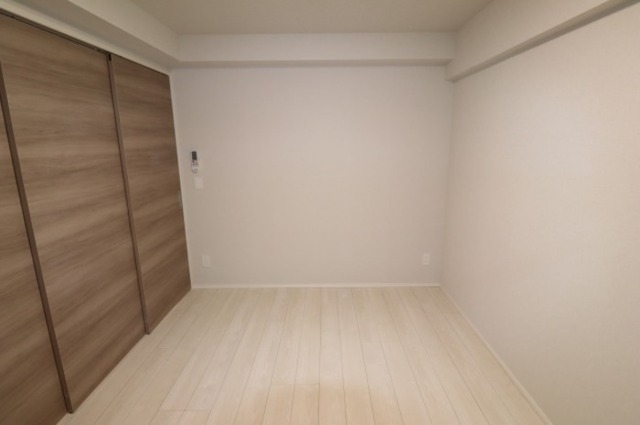 その他部屋・スペース　洋室６．１帖？