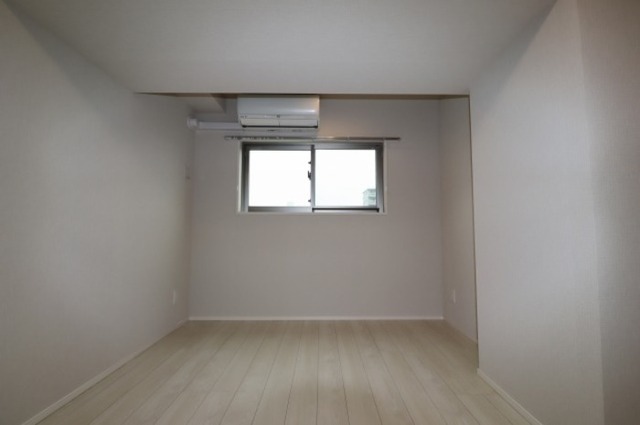 その他部屋・スペース　洋室７．２帖？