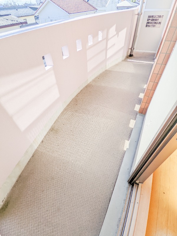 バルコニー　図面と現状に相違がある場合には現状を優先