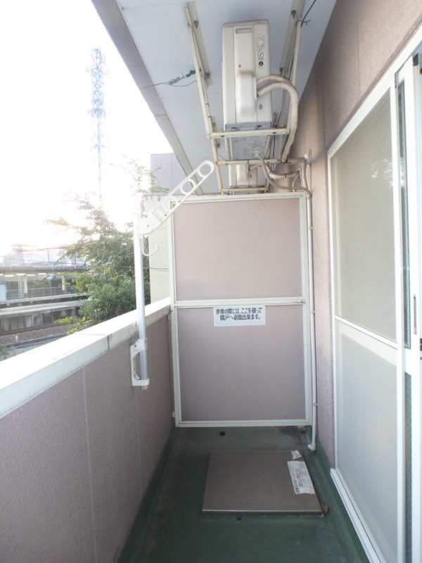 バルコニー　北向きで比較的涼しいですね