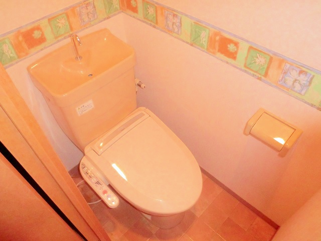 トイレ　ウォシュレット