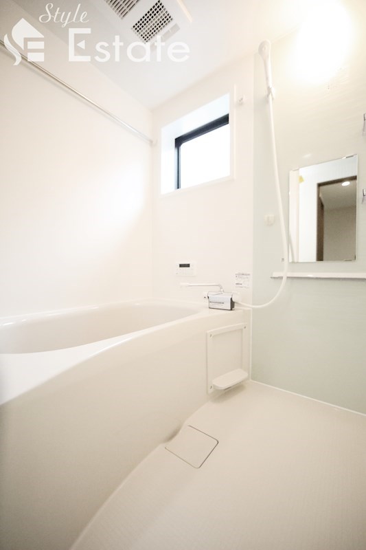 バス・シャワールーム　バスルーム