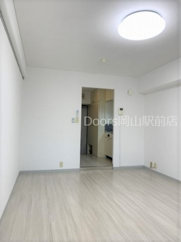 居室・リビング　別のお部屋の写真です。