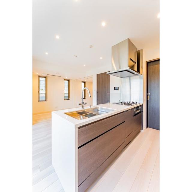 キッチン　※写真は同タイプ住戸です。