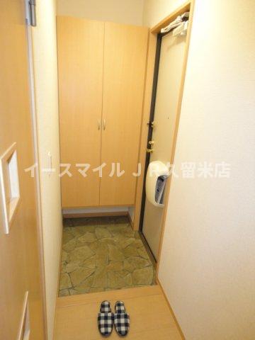 玄関　落ち着いた玄関です