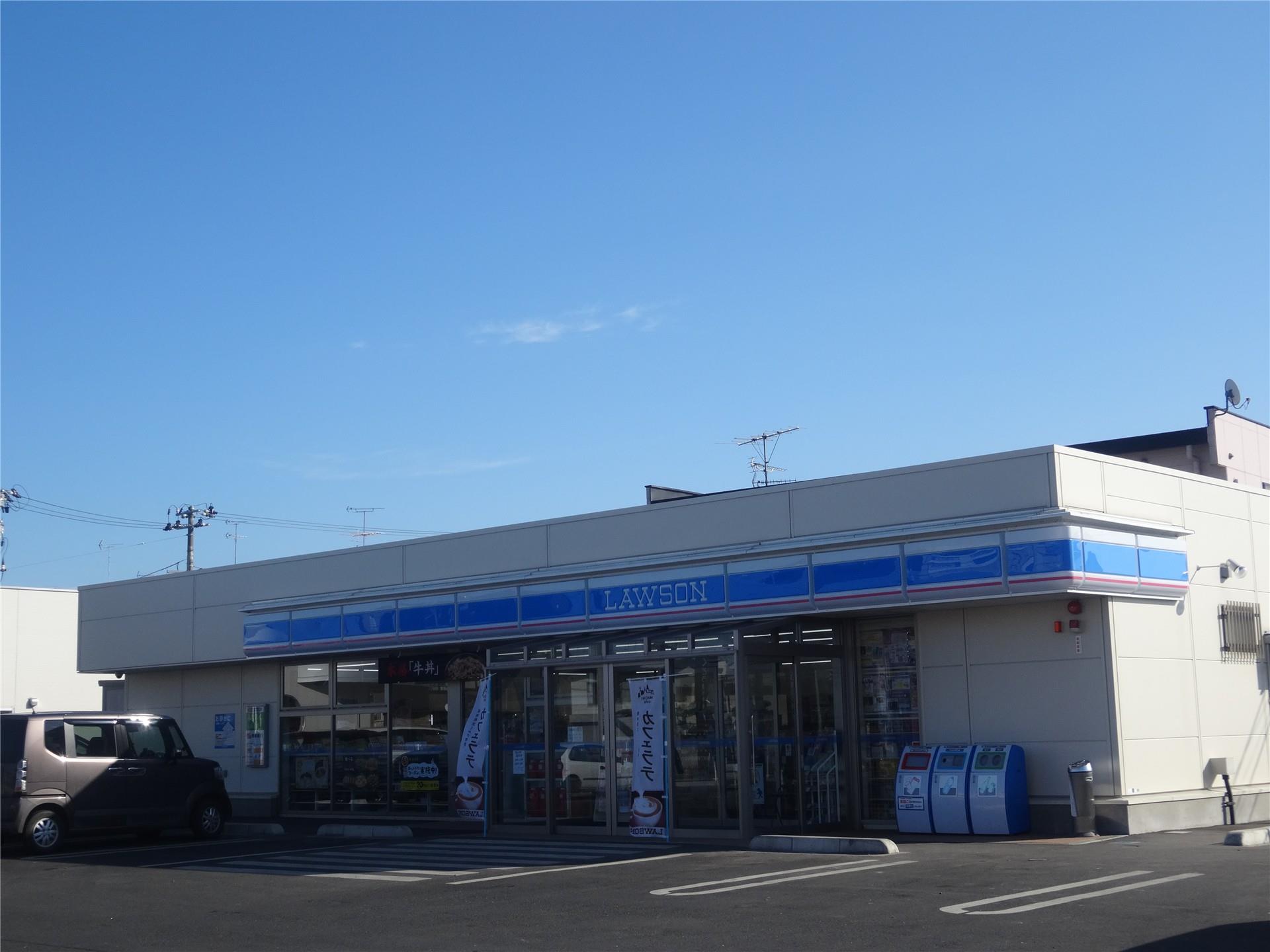 コンビニ　ローソン八戸売市四丁目店（コンビニ）まで729m
