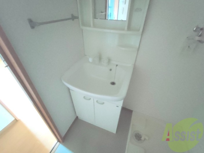 洗面設備　独立洗面所があると朝の準備が捗りますね！