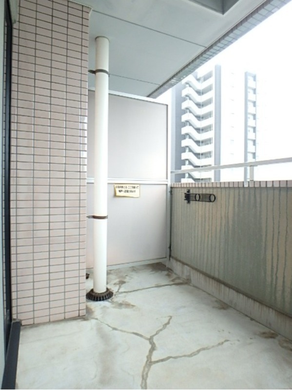 バルコニー　図面と現状に相違がある場合には現状を優先