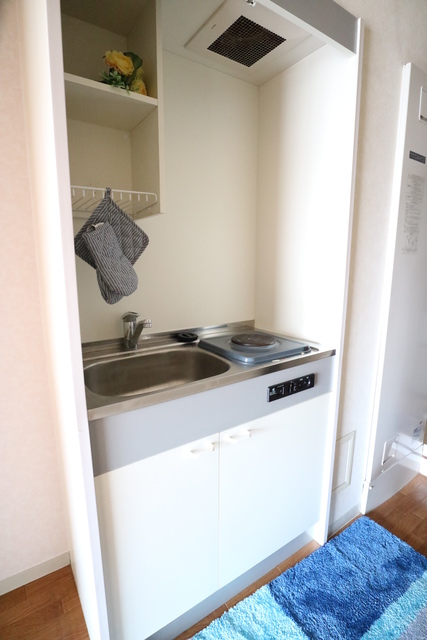 キッチン　備品は付きません。