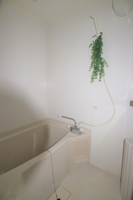 バス・シャワールーム　備品は付きません。