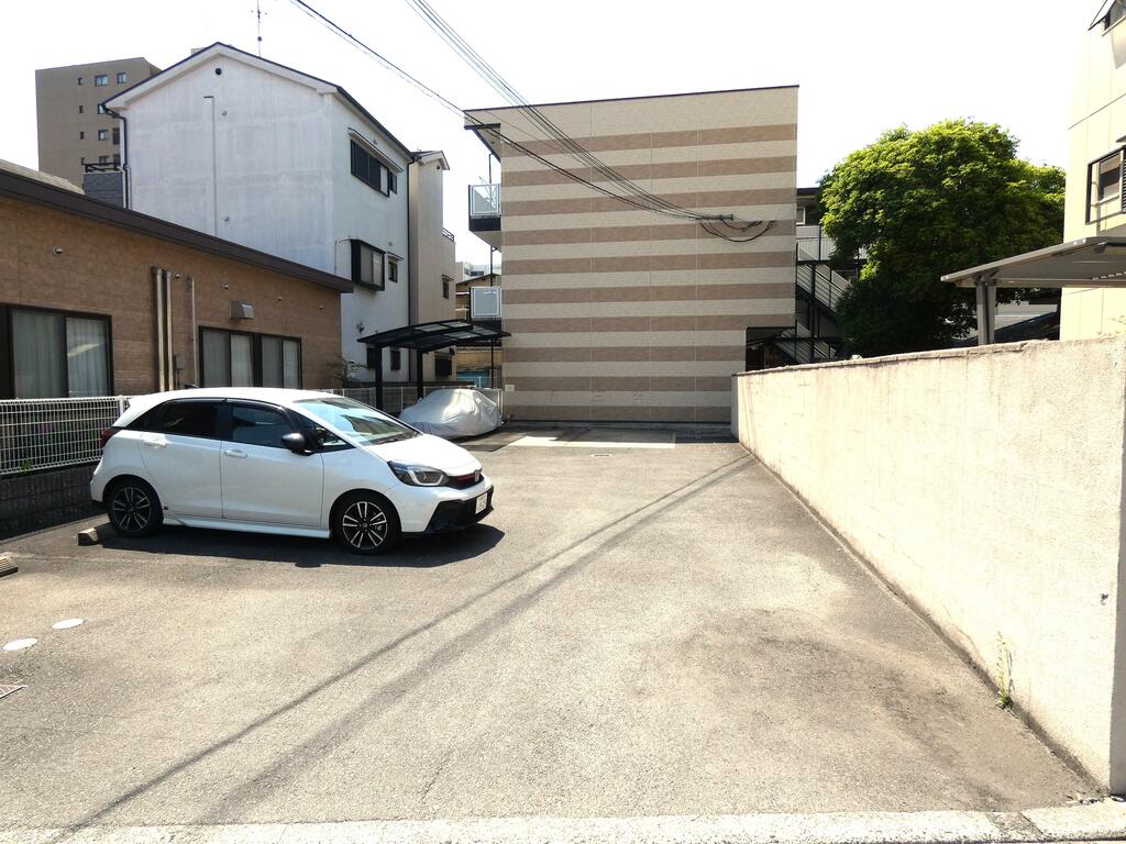 駐車場　敷地内に駐車場を完備です☆（要確認）