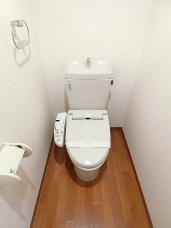トイレ　図面と現状に相違がある場合には現状を優先