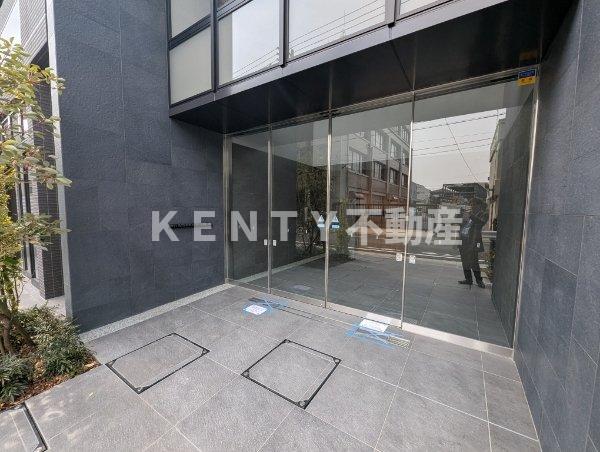 エントランス　建物の内部です