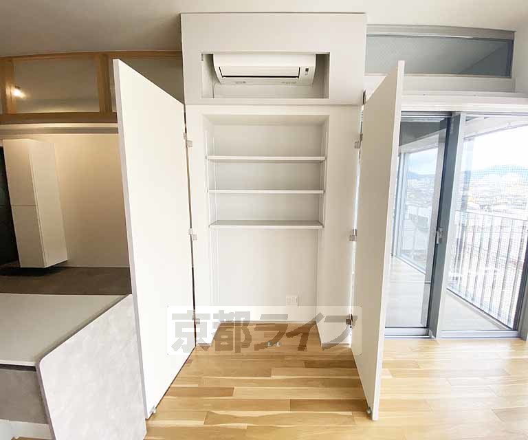 収納　他にも収納スペース有り