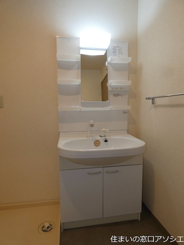 洗面設備　シャンプードレッサー