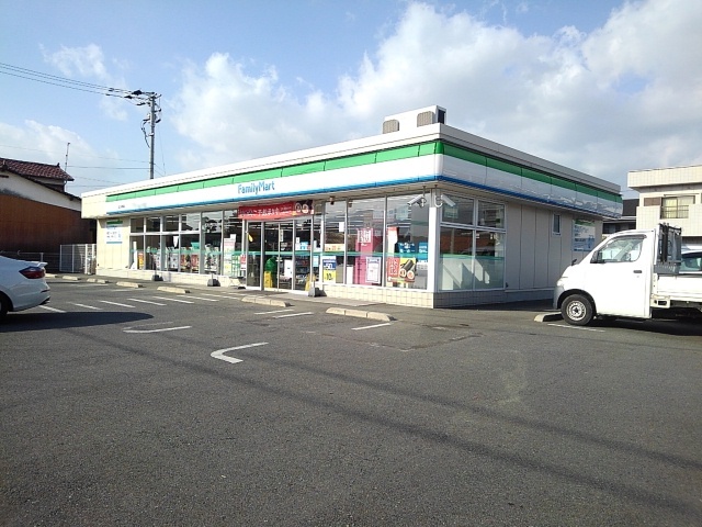 コンビニ　ファミリーマート田主丸豊城店（コンビニ）まで440m