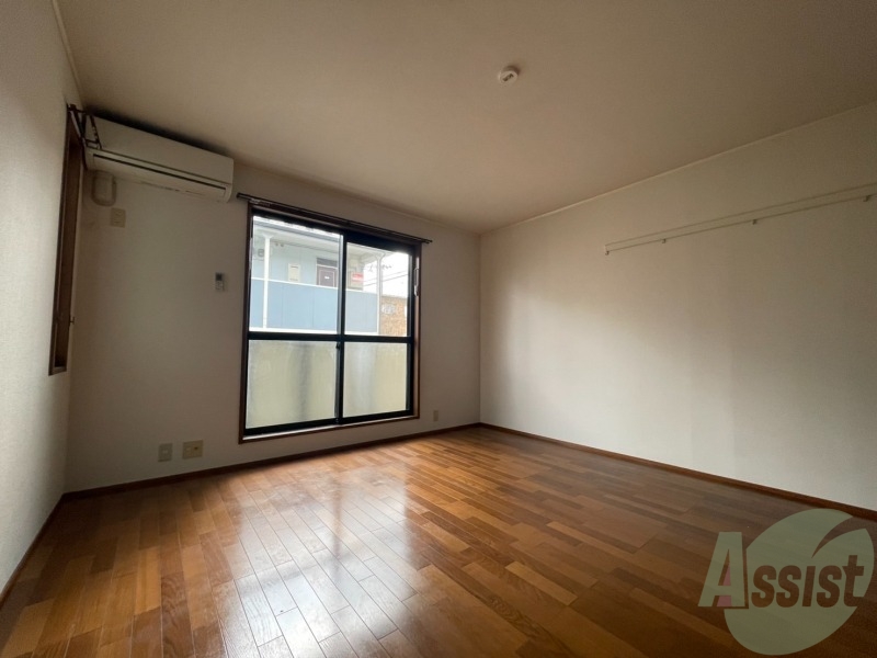 居室・リビング　１０帖のリビングです。広々としていますね。