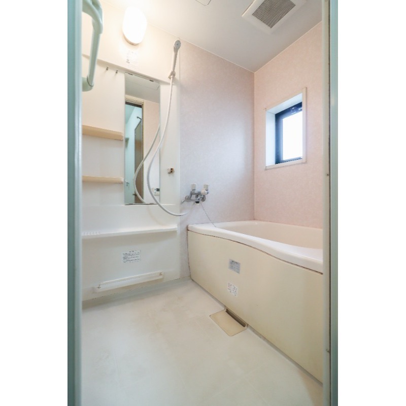 バス・シャワールーム　図面と現状に相違がある場合には現状を優先