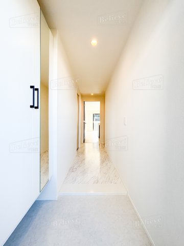 玄関　シューズボックス付きの玄関☆