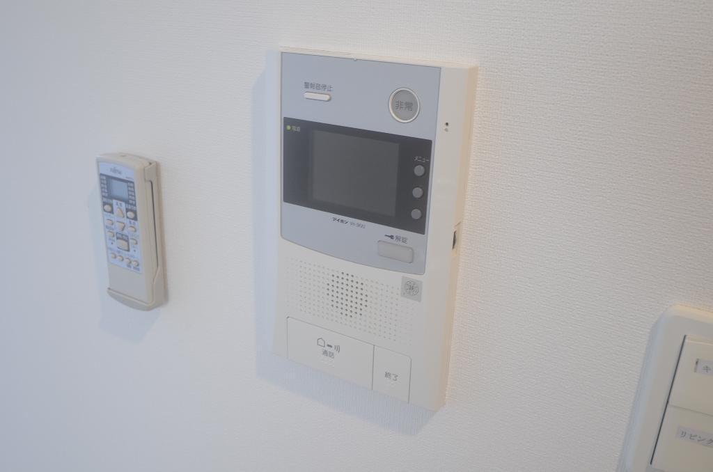 セキュリティ　カメラ付インターホン