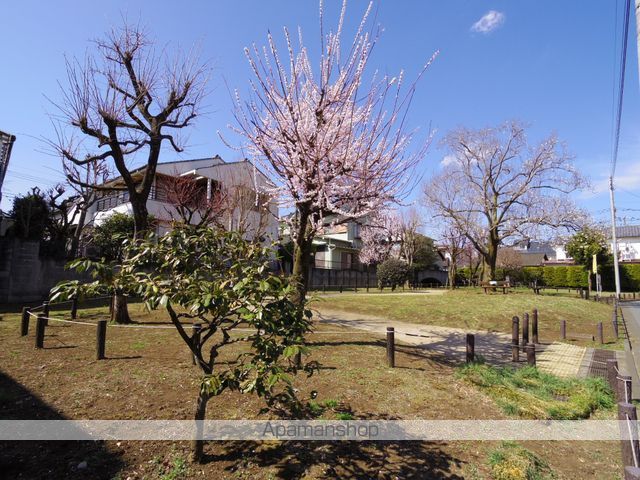 公園　上連雀あんず児童遊園（公園）まで523m