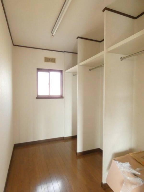 収納　図面と現状に相違がある場合には現状を優先