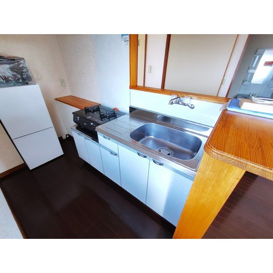 キッチン　ガスコンロ付き