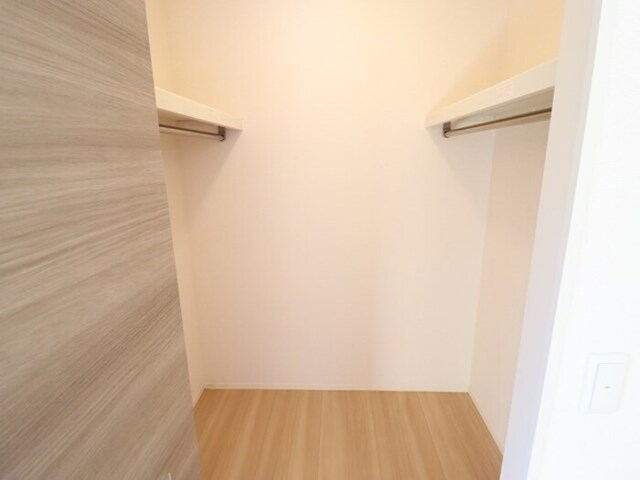 収納　ウォークインクローゼット
