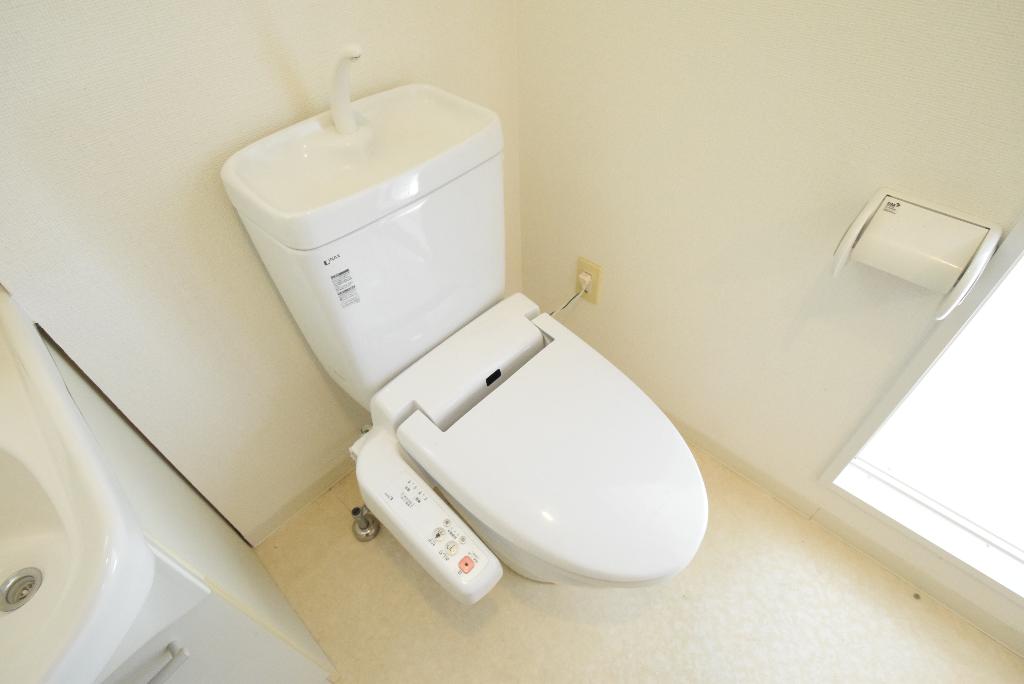 トイレ　シャワー付トイレ