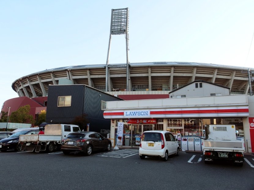 コンビニ　ローソン広島南蟹屋二丁目店（コンビニ）まで282m