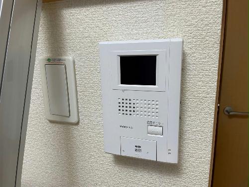 セキュリティ　TVモニター付きインターフォン