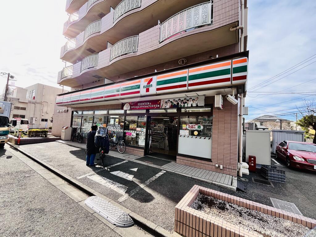 コンビニ　セブンイレブン西東京向台5丁目店（コンビニ）まで200m