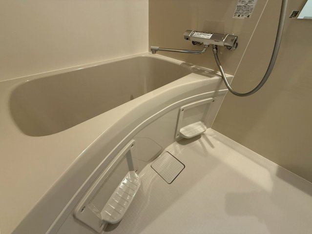 バス・シャワールーム　詳細は、RISUMO江坂本店までお問合せください♪